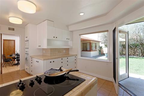 211 Avenida Cortez, La Jolla, CA 92037 photo 13