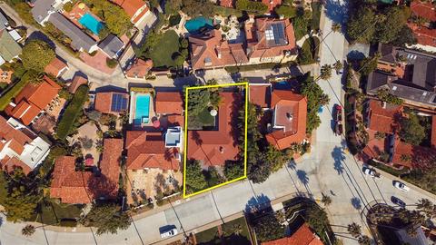 211 Avenida Cortez, La Jolla, CA 92037 photo 3