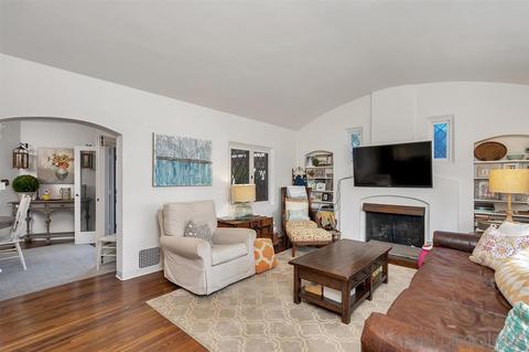 611 10th St, Coronado, CA 92118 photo 4