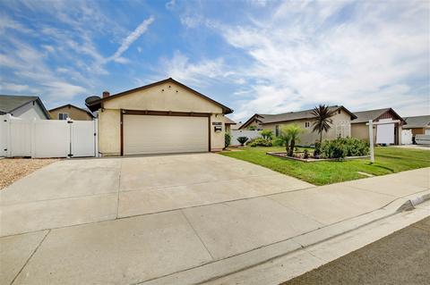 10813 Whippletree Ln, Spring Valley, CA 91978 photo 3