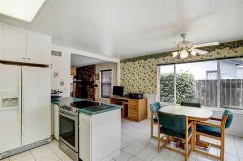 10813 Whippletree Ln, Spring Valley, CA 91978 photo 12