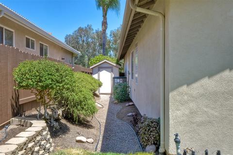 1375 Bernardo Ave, Escondido, CA 92029 photo 25