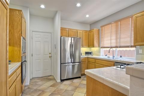 1375 Bernardo Ave, Escondido, CA 92029 photo 10