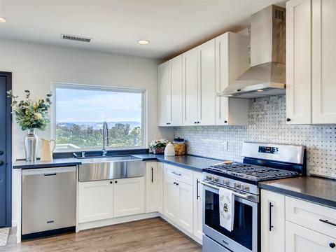 631 W Alvarado St, Fallbrook, CA 92028 photo 11