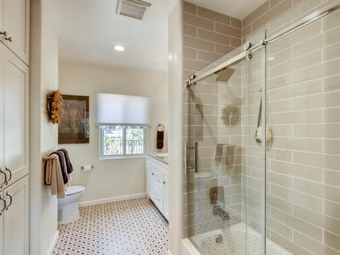 631 W Alvarado St, Fallbrook, CA 92028 photo 17