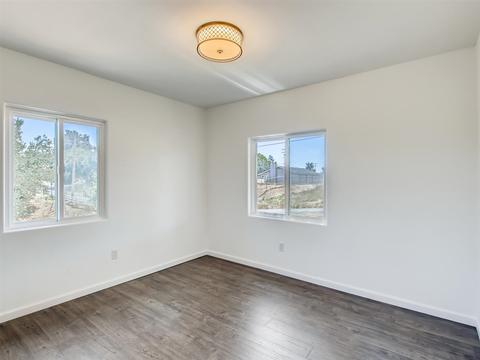 631 W Alvarado St, Fallbrook, CA 92028 photo 18