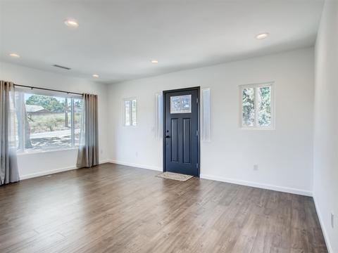 631 W Alvarado St, Fallbrook, CA 92028 photo 5