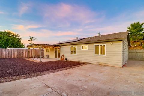 8602 Ian Way, Santee, CA 92071 photo 2