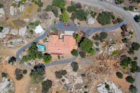 22152 Fusco Ln, Alpine, CA 91901 photo 2