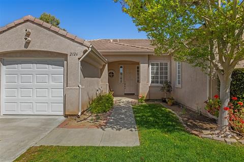 2126 Stone Castle, Fallbrook, CA 92028 photo 1