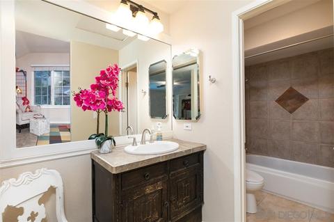 7826 Bellakaren Pl, La Jolla, CA 92037 photo 14
