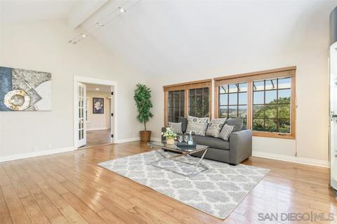 7826 Bellakaren Pl, La Jolla, CA 92037 photo 8