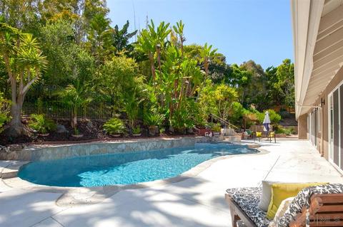 7826 Bellakaren Pl, La Jolla, CA 92037 photo 21