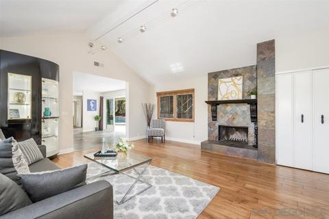 7826 Bellakaren Pl, La Jolla, CA 92037 photo 10