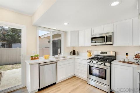 13034 Beechtree St, Lakeside, CA 92040 photo 9