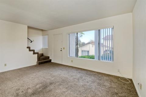3660 Spyglass, Oceanside, CA 92056 photo 6