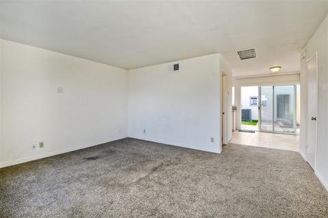 3660 Spyglass, Oceanside, CA 92056 photo 4