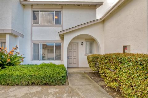 3660 Spyglass, Oceanside, CA 92056 photo 2