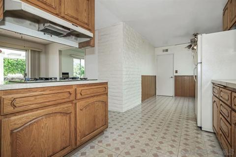 9334 Saint Andrews Dr, Santee, CA 92071 photo 7