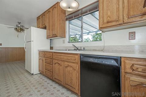 9334 Saint Andrews Dr, Santee, CA 92071 photo 6