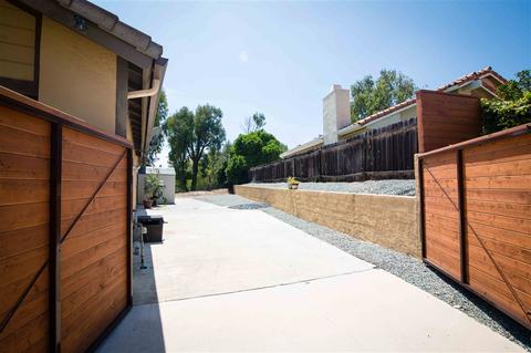 3607 Ames Pl, Carlsbad, CA 92010 photo 3