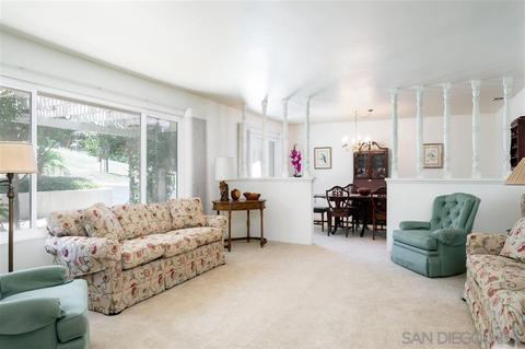 2079 Mountain View Dr, Escondido, CA 92027 photo 4