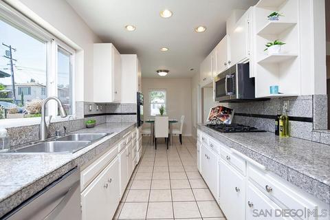 7468 Ohio Pl, La Mesa, CA 91942 photo 9