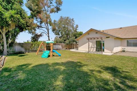 448 Chad Ct, Vista, CA 92083 photo 22