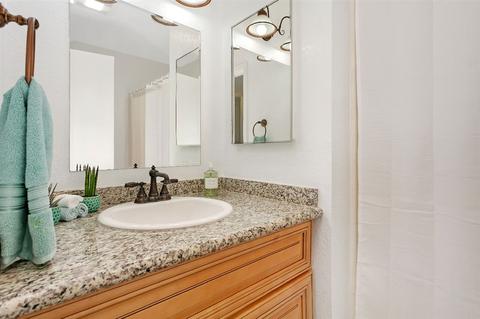 448 Chad Ct, Vista, CA 92083 photo 10