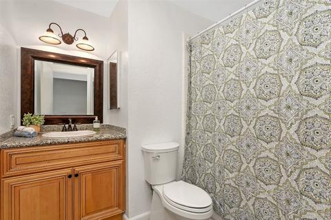 448 Chad Ct, Vista, CA 92083 photo 16