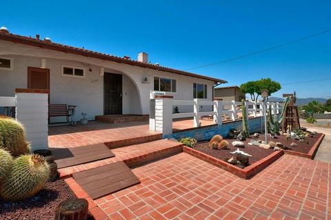 11323 Brockway, El Cajon, CA 92021 photo 1