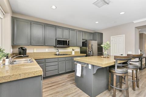 1306 E Taylor St, Vista, CA 92084 photo 12