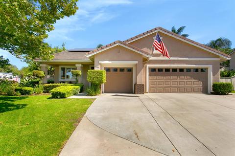 1306 E Taylor St, Vista, CA 92084 photo 1