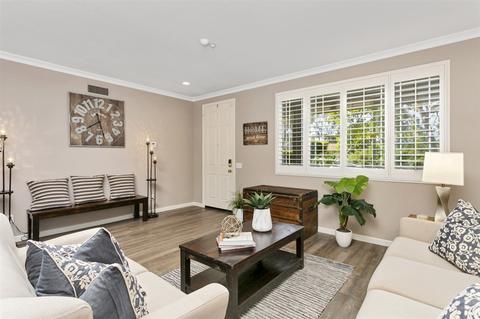 1306 E Taylor St, Vista, CA 92084 photo 5