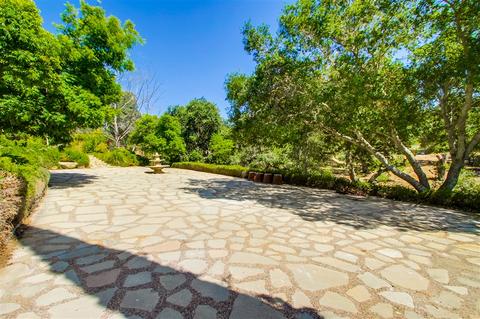 752 Los Alisos Dr N, Fallbrook, CA 92028 photo 6