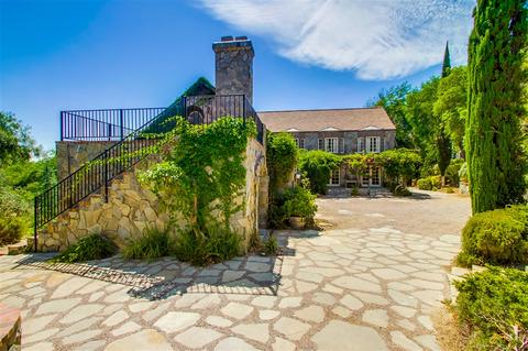 752 Los Alisos Dr N, Fallbrook, CA 92028 photo 3