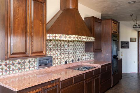401 Wilshire Rd, Oceanside, CA 92057 photo 7