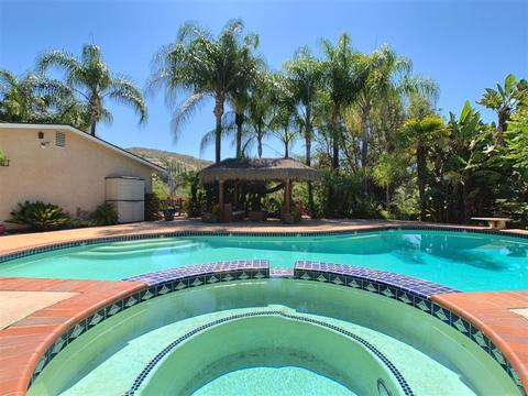 1840 Lotus Ln, El Cajon, CA 92021 photo 3