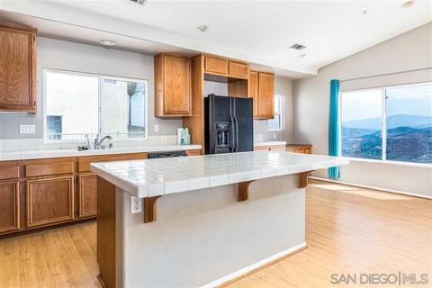10105 Destiny Mountain Ct, Spring Valley, CA 91978 photo 7