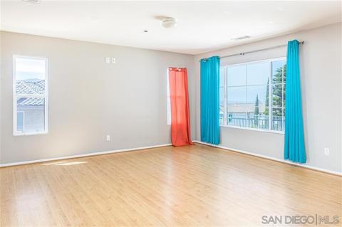 10105 Destiny Mountain Ct, Spring Valley, CA 91978 photo 4