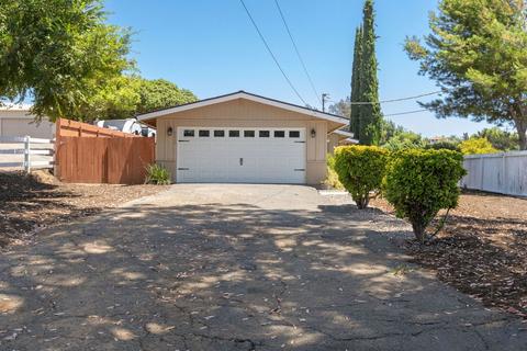 2458 Hummingbird Hill Ln, Fallbrook, CA 92028 photo 1