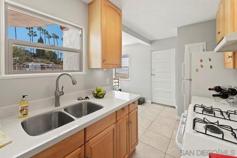 4477 Spring St, La Mesa, CA 91941 photo 10
