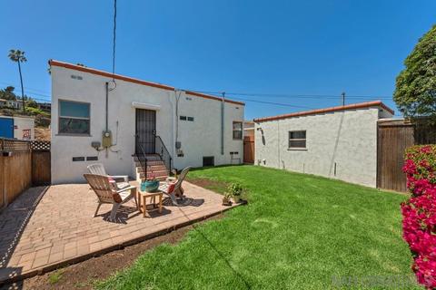 4477 Spring St, La Mesa, CA 91941 photo 2
