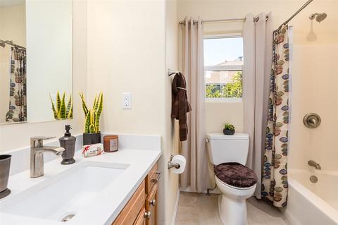 2575 K, San Diego, CA 92102 photo 19