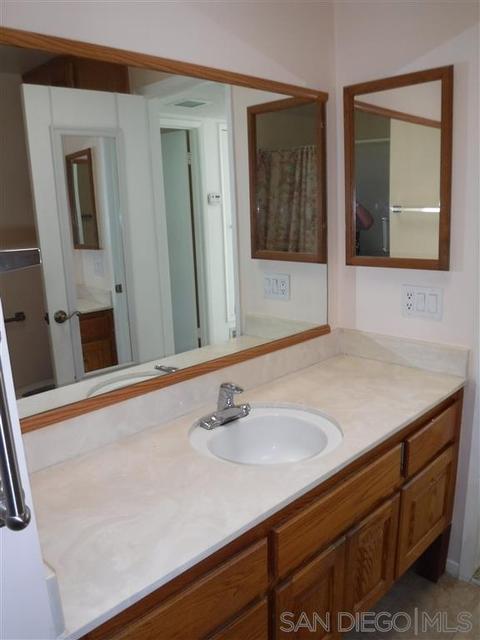3615 Vista Bella #11, Oceanside, CA 92057 photo 3