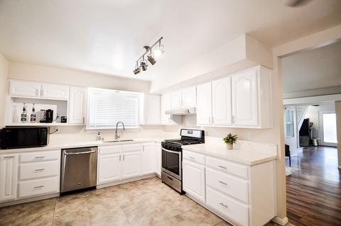 8308 Sheila St, El Cajon, CA 92021 photo 4