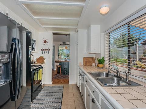 2696 Olympia Dr, Carlsbad, CA 92010 photo 11