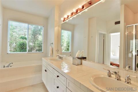 6110 Flagstone Row, La Jolla, CA 92037 photo 12