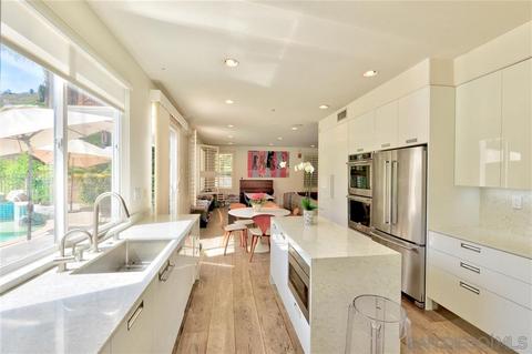 6110 Flagstone Row, La Jolla, CA 92037 photo 6