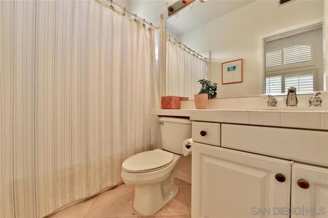 6110 Flagstone Row, La Jolla, CA 92037 photo 17